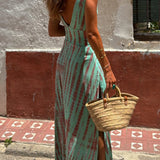 Bianca – Drabužis su Drąsiu Dizainu ir Giliais Iškirpais