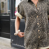 Nikki | Atsitiktinis Marškinėlių Suknelė su Laukinio Akcentu