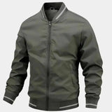 Nikolaj™ | Neformali Bombardier Striukė