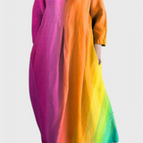 Anne | Sklandus suknelė su V formos iškirpte ir spalvota spauda