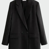 Oversized švarkas su modernia linija