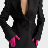 Švarkas su Įspūdinga Linija ir Mygtukais