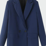 Oversized švarkas su modernia linija