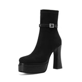 Yanete – Prabangūs platforminiai batai su komfortu ir stiliumi kiekviename žingsnyje