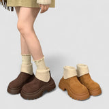 Jazmin | Storas platformos modelis su minimalistiniu dizainu stilingai žiemai