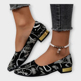 Elegantiški Balerinai su Išskirtiniais Priedais