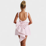 Carrie - Mini suknelė su perlų juostele