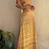 Bianca – Drabužis su Drąsiu Dizainu ir Giliais Iškirpais