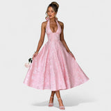 Effie - Tekstūruotas midi suknelė su V formos iškirpte