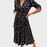 Monica™ | Elegantiška Taškų Suknelė